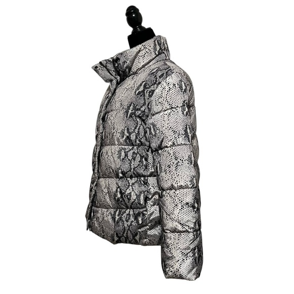 Betsey Johnson Gray Snakeskin Print Puffer Jacket Size L - Picture 6 of 11